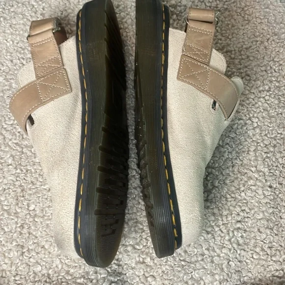 Doc Martin Jorge II - Picture 2 of 6